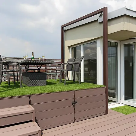Skyline Penthouse By Ahg Apartment
